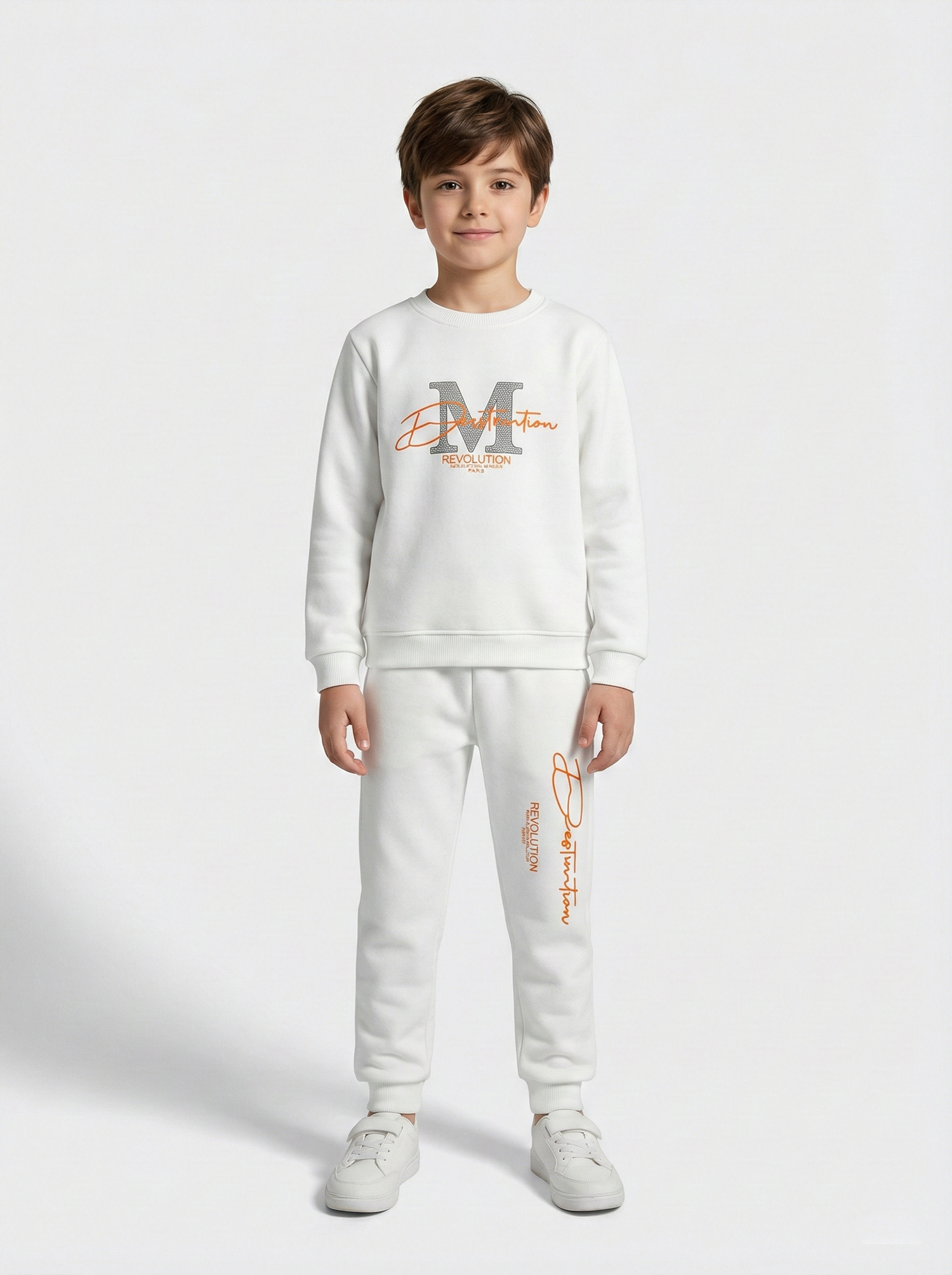 Beyaz Kompakt Baskılı Çocuk Eşofman Takımı (9–12 Yaş)