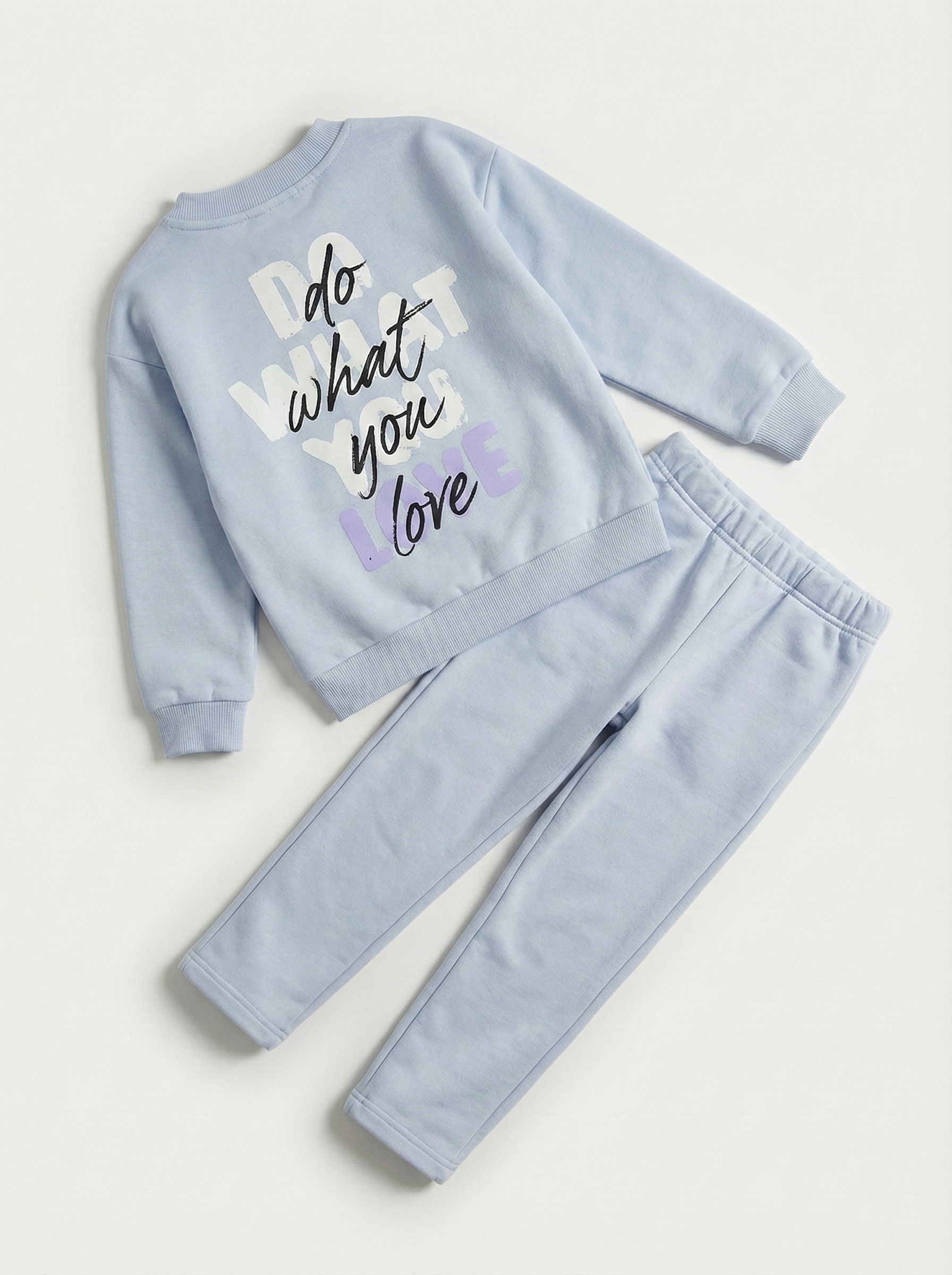 Buz Mavisi Sırt Baskılı ve Düğme Detaylı Kız Çocuk Eşofman Takımı (5-8 Yaş)