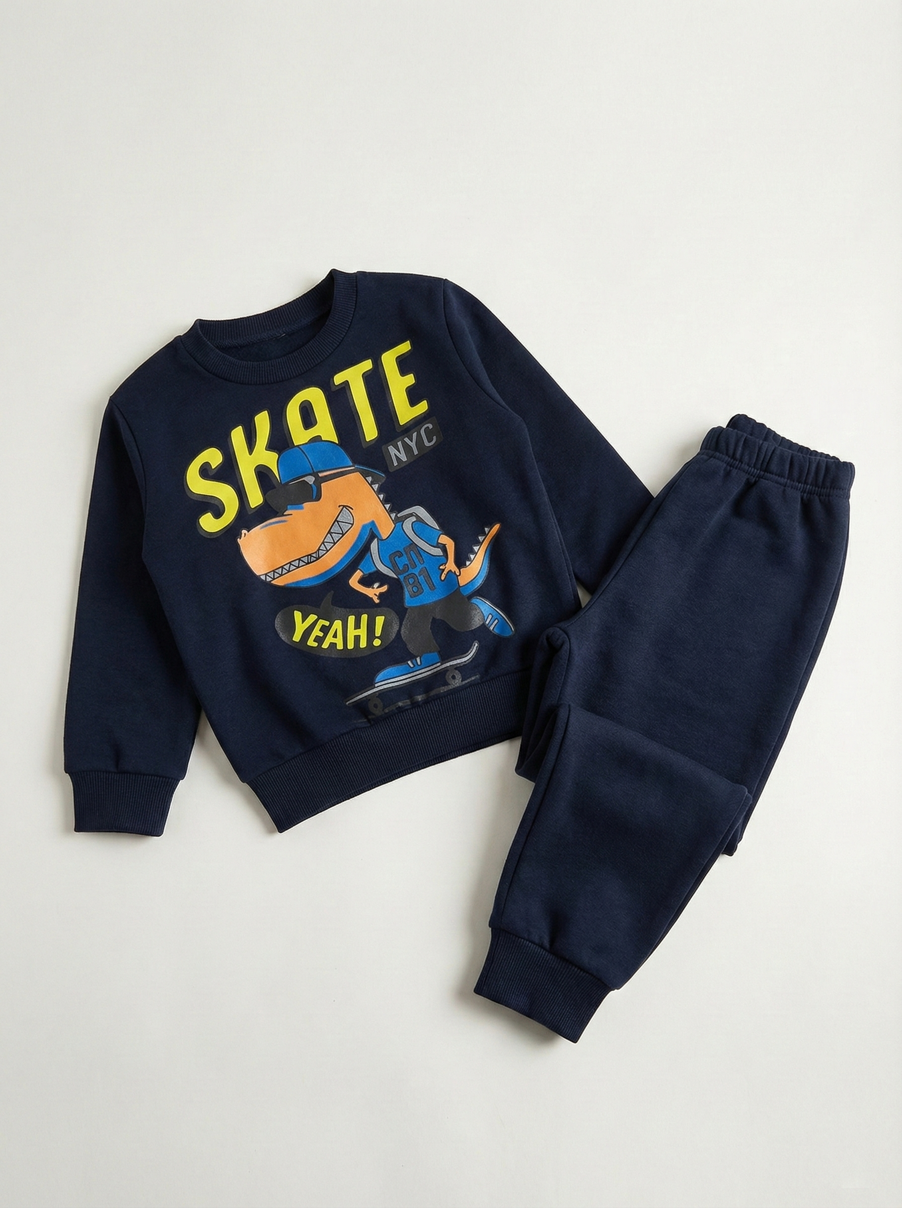Lacivert Kaykaycı Dinozor Baskılı İçi Polarlı Erkek Çocuk Eşofman Takımı (2-10 Yaş)